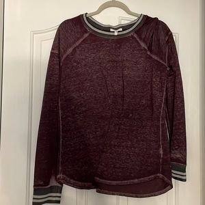 Maurices size large crew neck sweatshirt